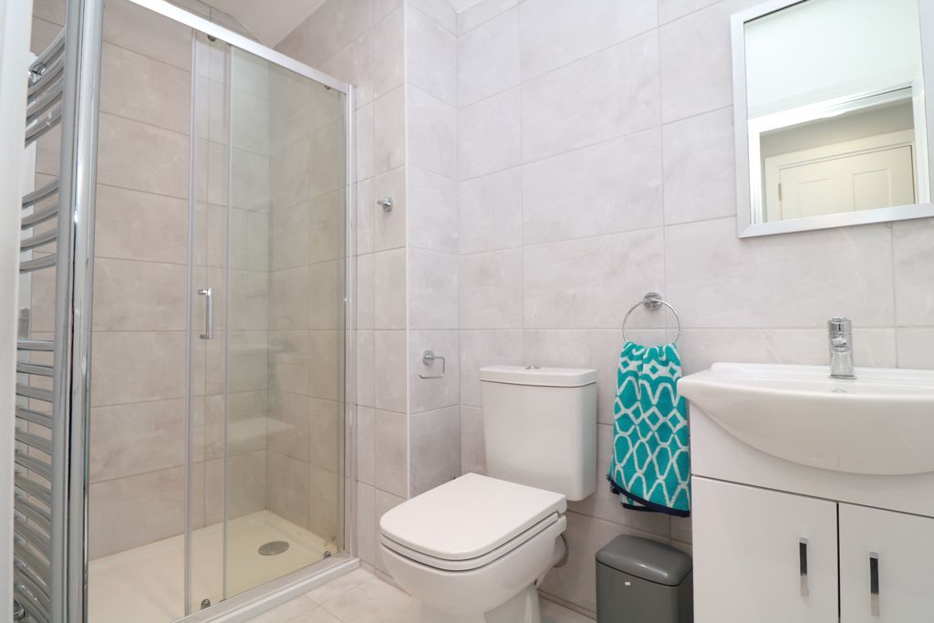 Property photo 3 of 5 Photo