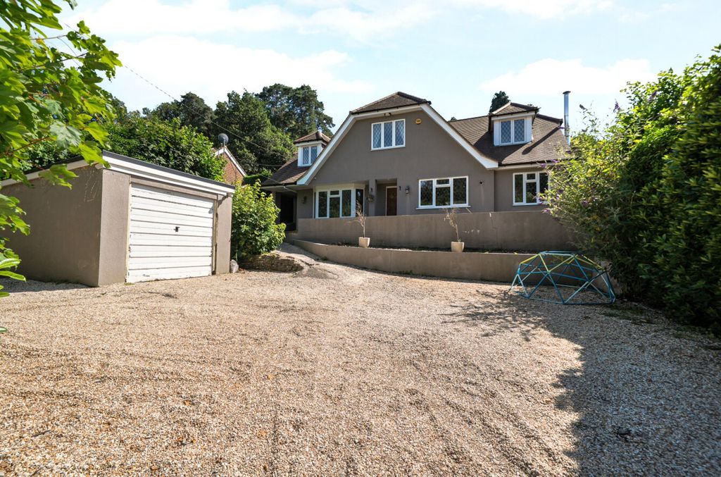 Property photo 1 of 29