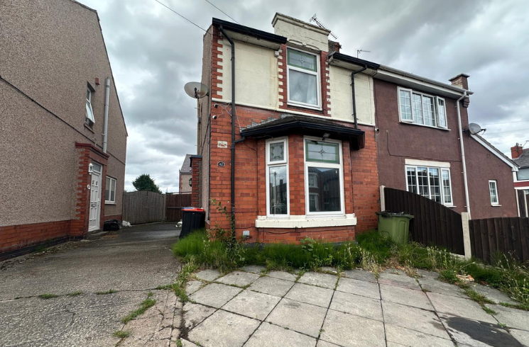 Property photo 1 of 9