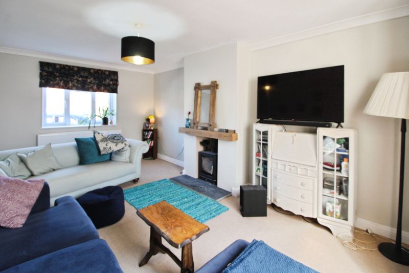 Property photo 2 of 17 Extended Semi Detached House