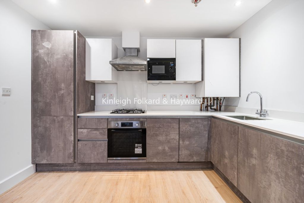 Property photo 3 of 11 98d0cc37-57Af-40De-9