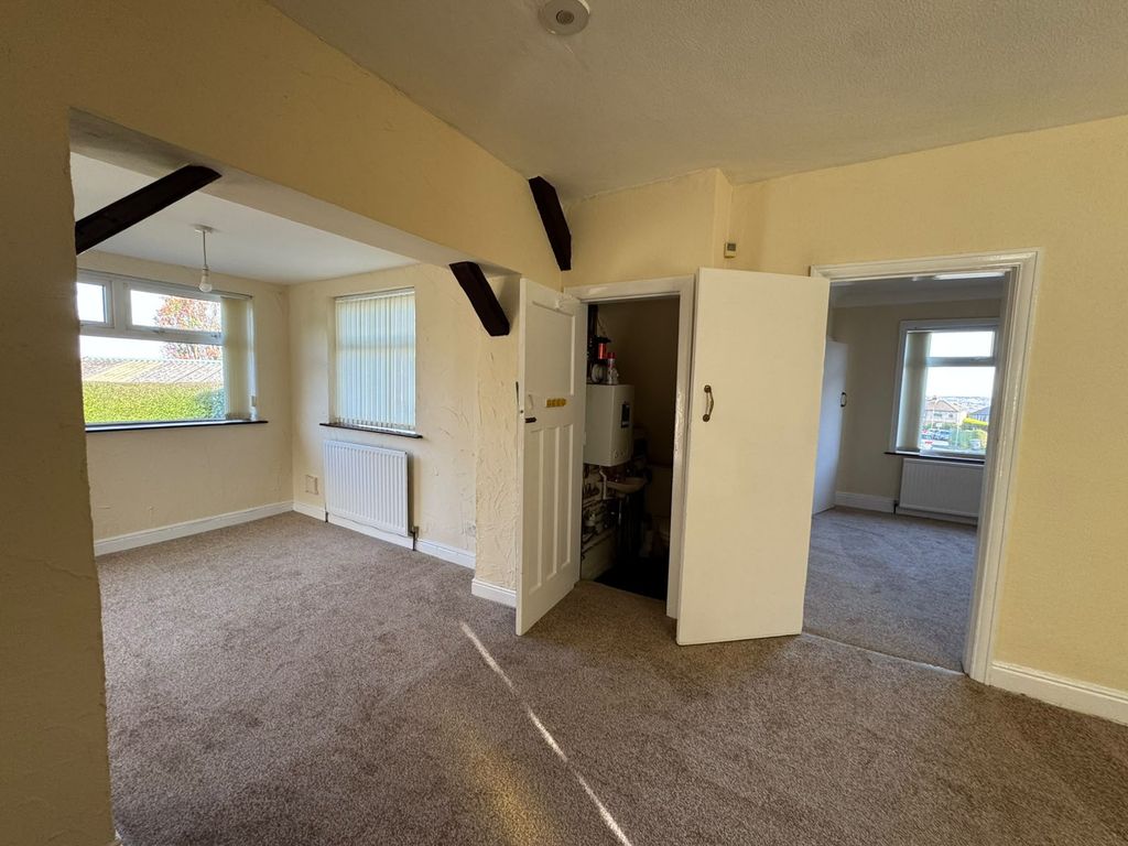 Property photo 3 of 26