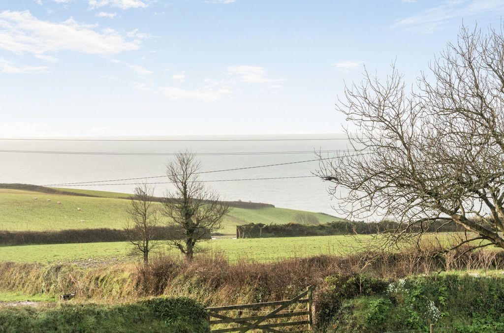 Property photo 2 of 16 View