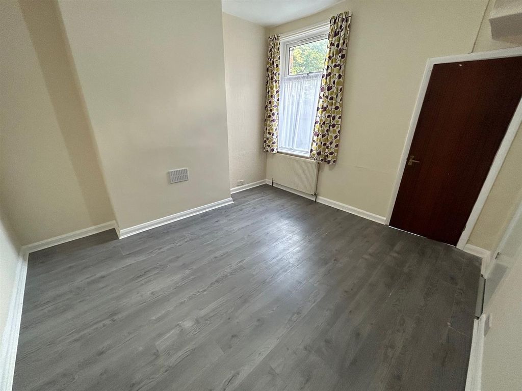 Property photo 3 of 7 Dining Room 2023.Jpg