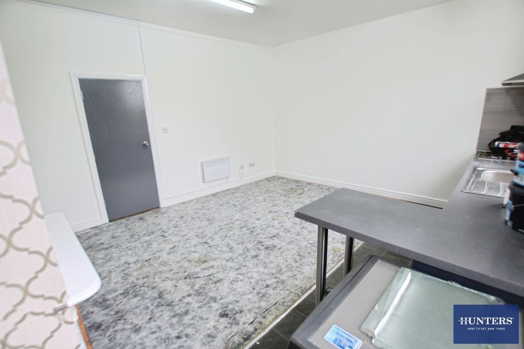 Property photo 3 of 15 Pbox-Img.Jpg