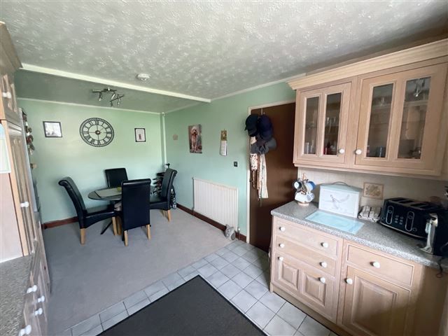 Property photo 3 of 21 Kitchen/Diner