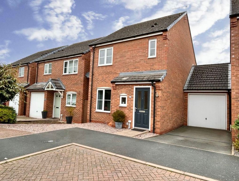 Property photo 1 of 16 Front