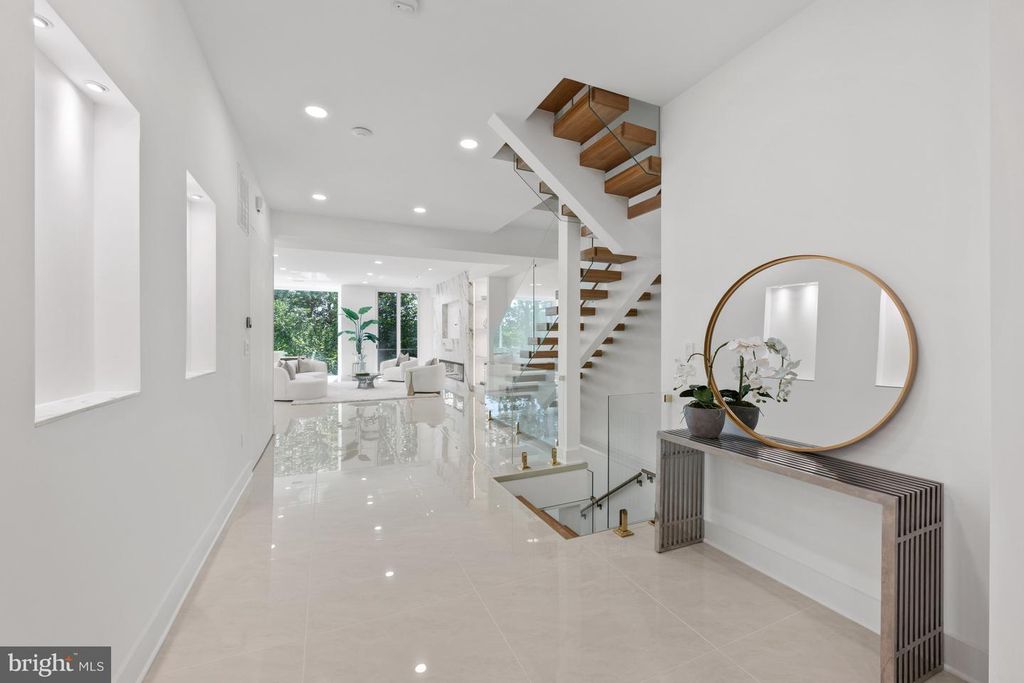 Property photo 3 of 21 <Alttext/>