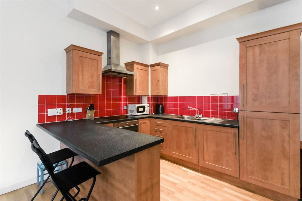 Property photo 3 of 13 Picture No. 05