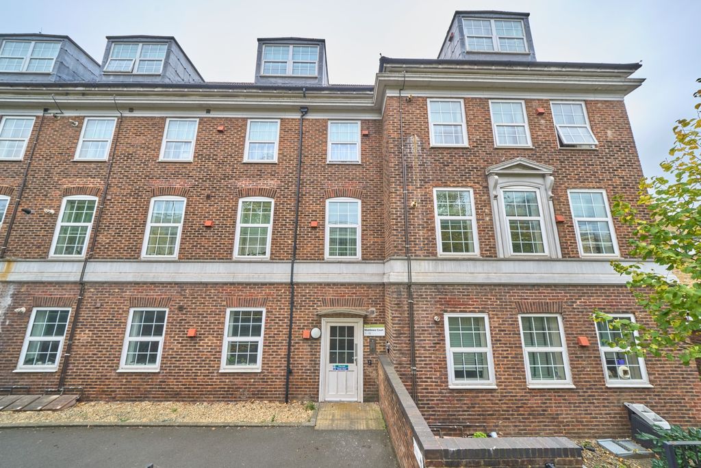 Property photo 1 of 10 Front View