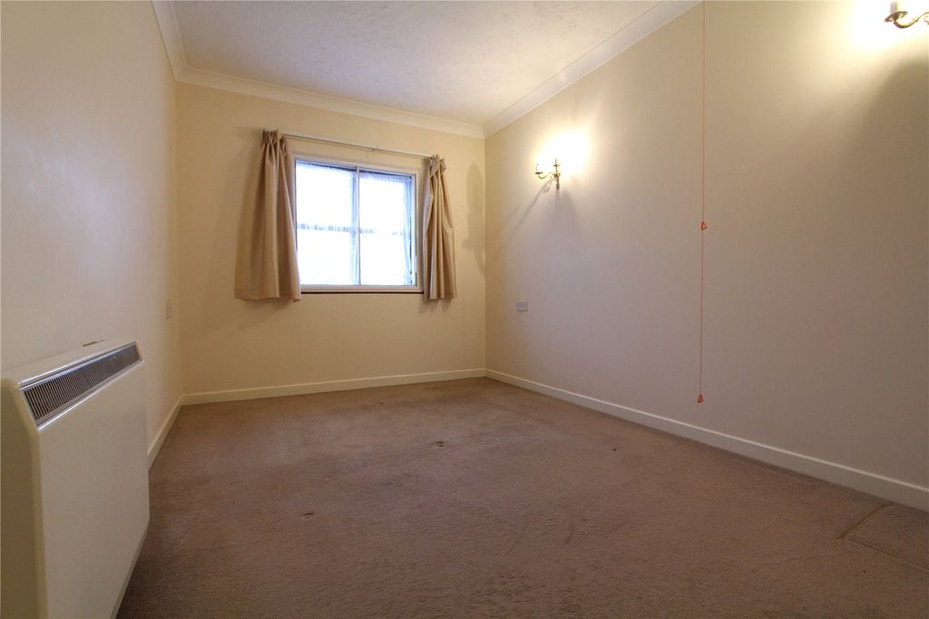 Property photo 3 of 13 Picture No. 10