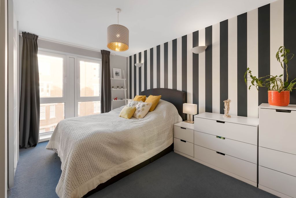 Property photo 2 of 10 Awinship-9676-01-Hig
