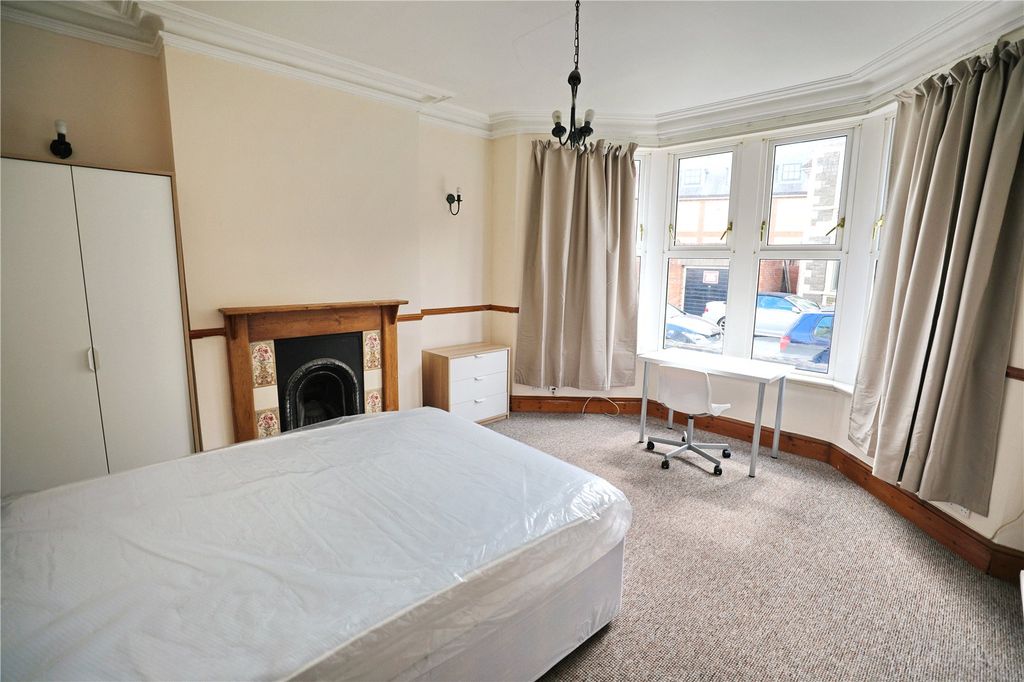 Property photo 3 of 9 Picture No. 01