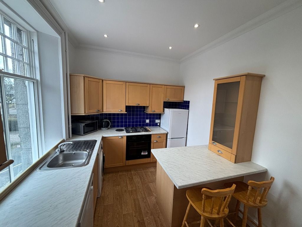 Property photo 3 of 12 Photo 3