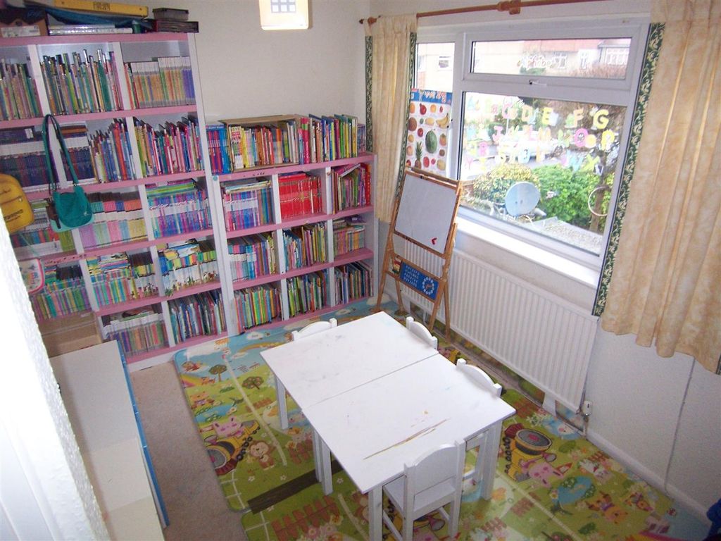 Property photo 2 of 10
