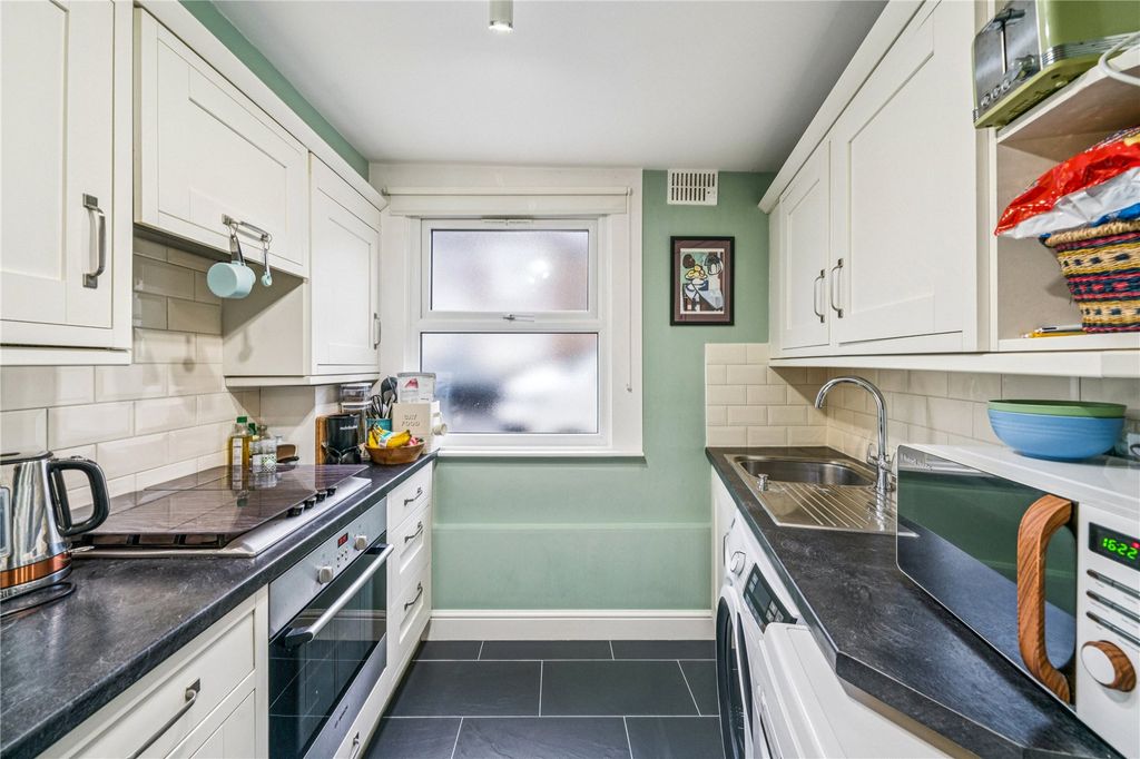 Property photo 3 of 6 Picture No. 07