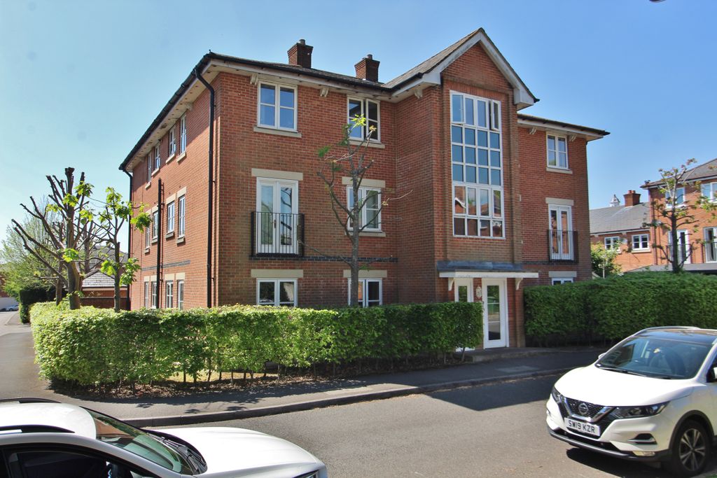 Property photo 1 of 7