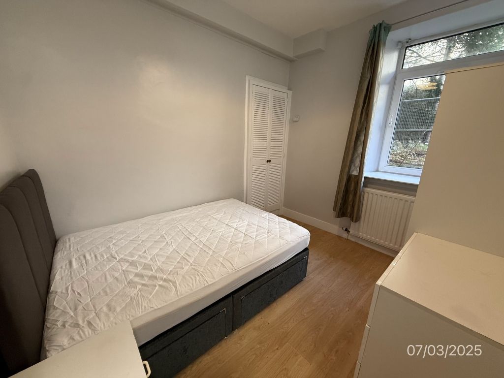 Property photo 3 of 12 Bedroom