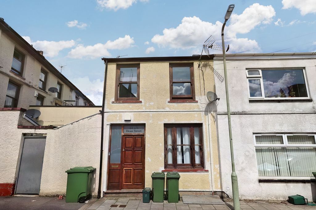 Property photo 1 of 7