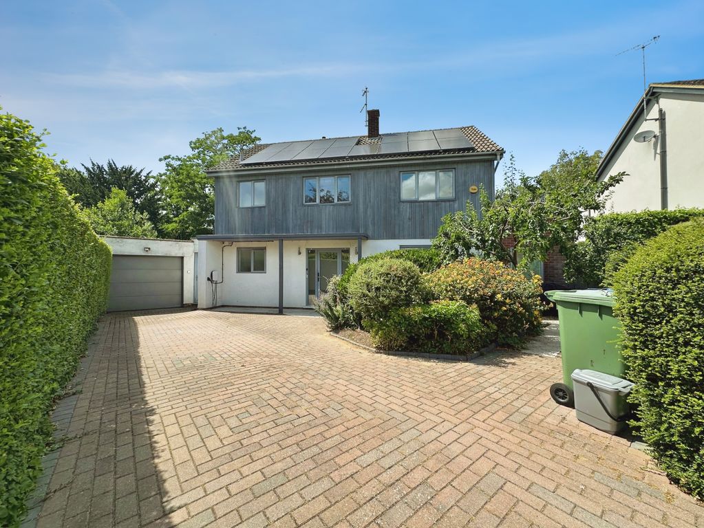 Property photo 1 of 12