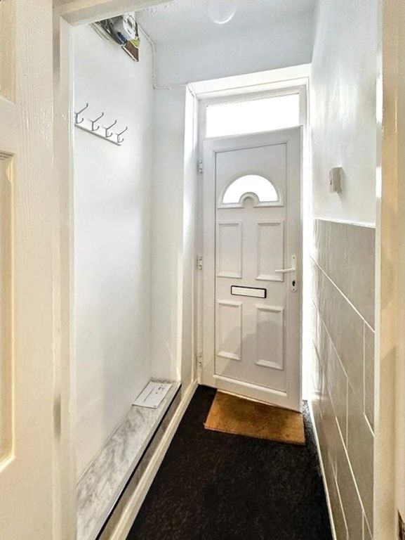 Property photo 2 of 10 Front