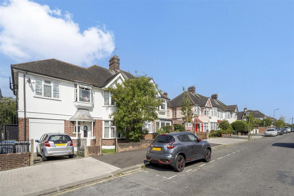 Property photo 1 of 16 3A.Jpg