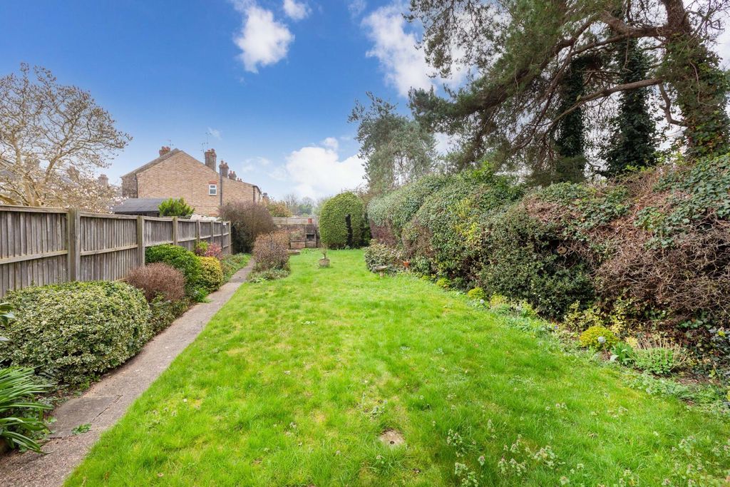 Property photo 2 of 19 Rear Garden