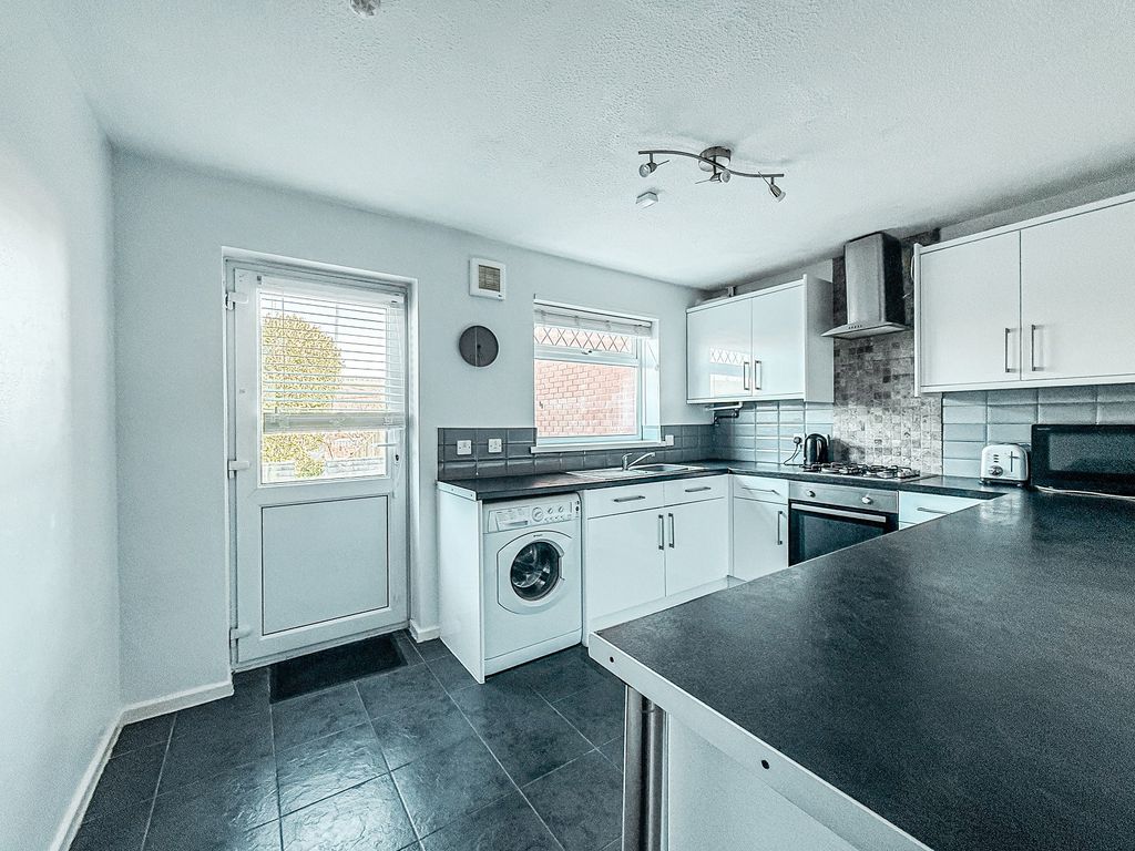 Property photo 3 of 19 Kitchen-Diner