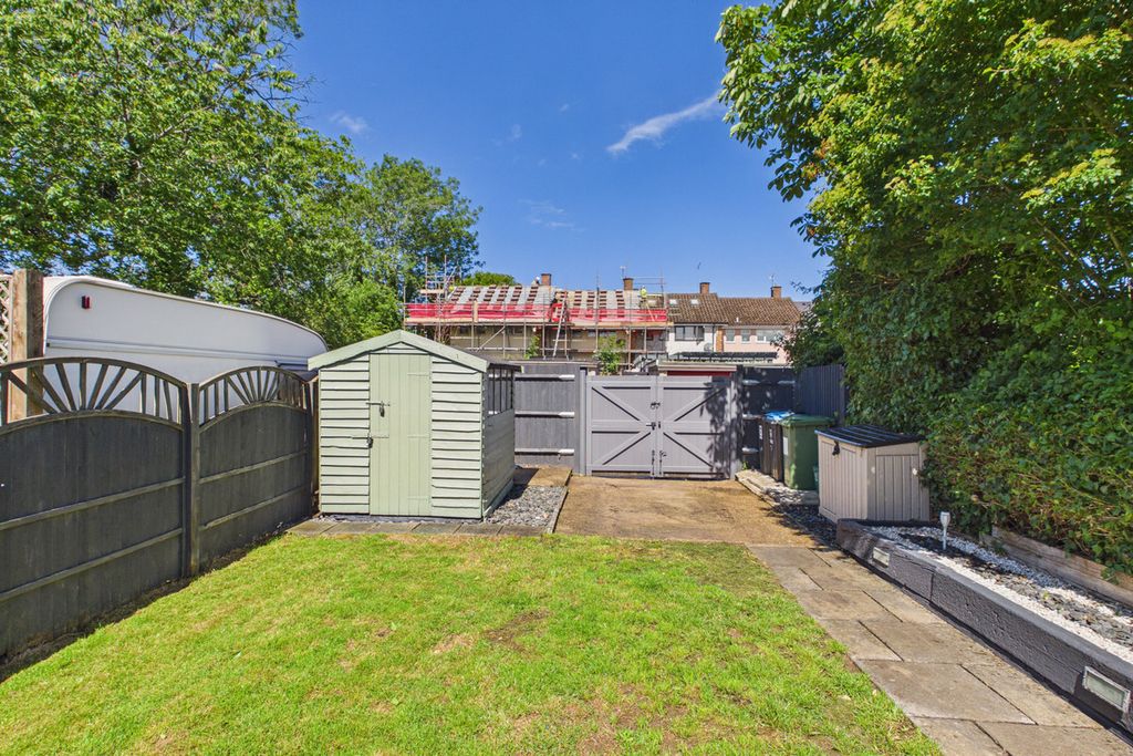 Property photo 3 of 24