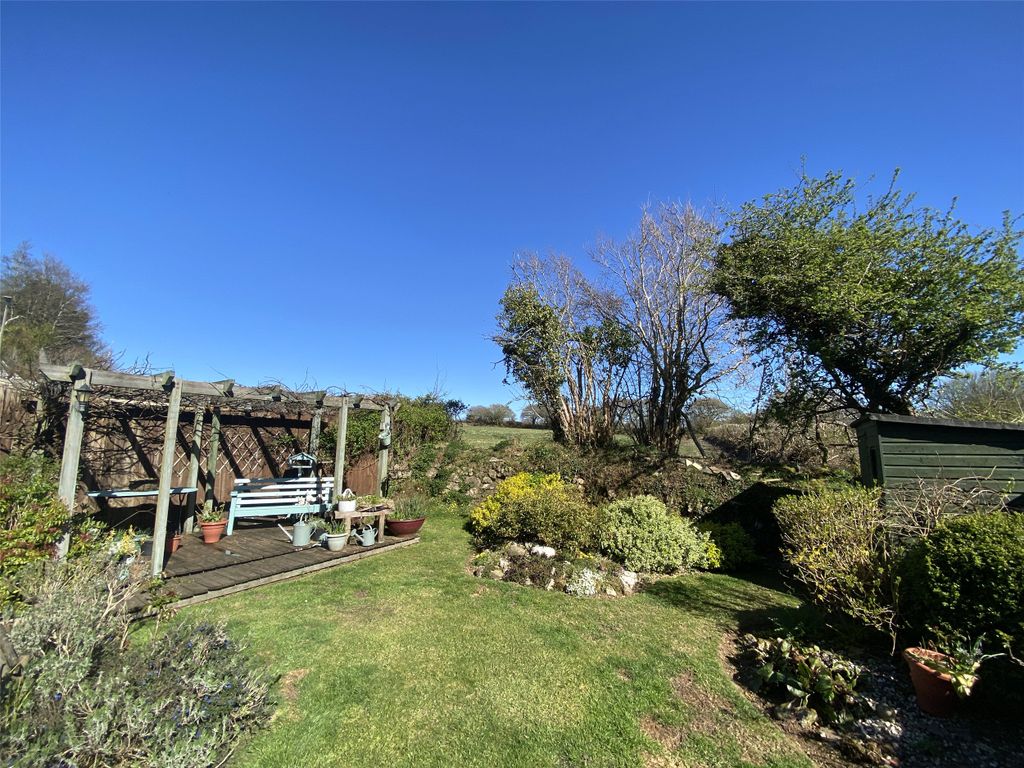 Property photo 2 of 14 Picture No. 02