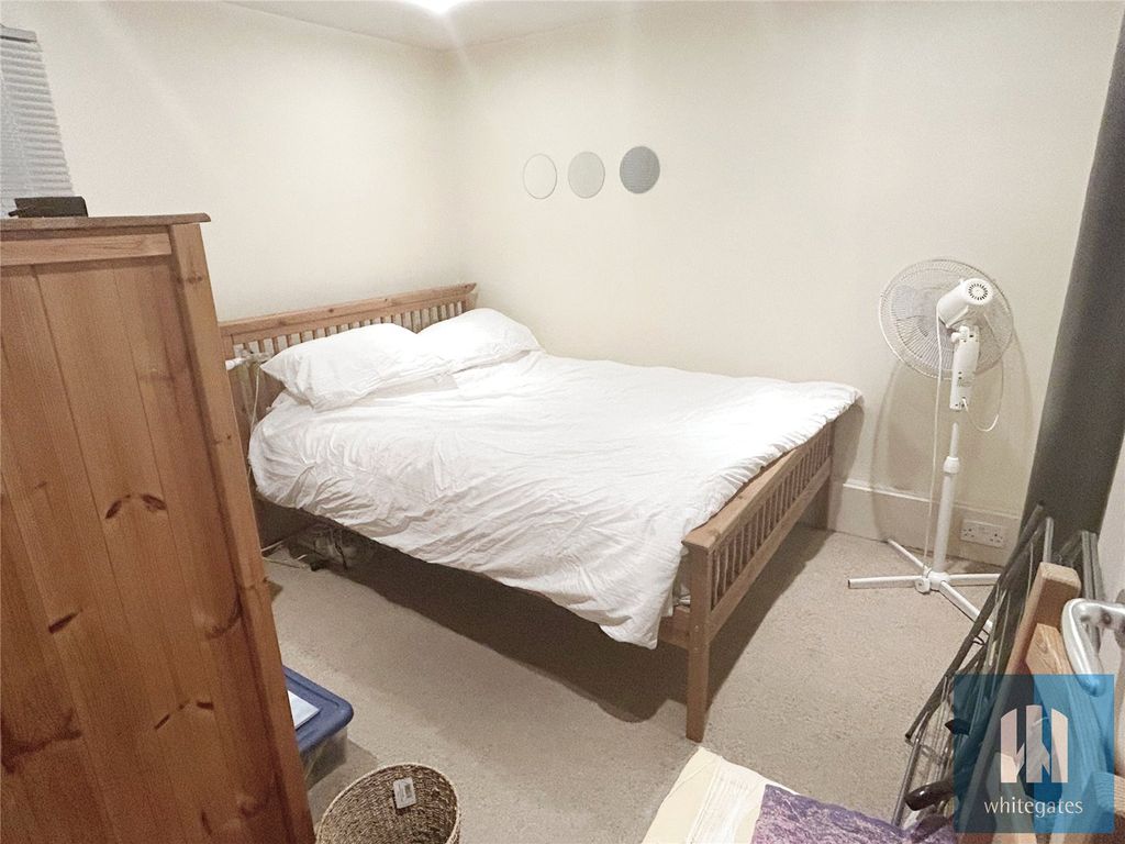 Property photo 3 of 6 Picture No. 13