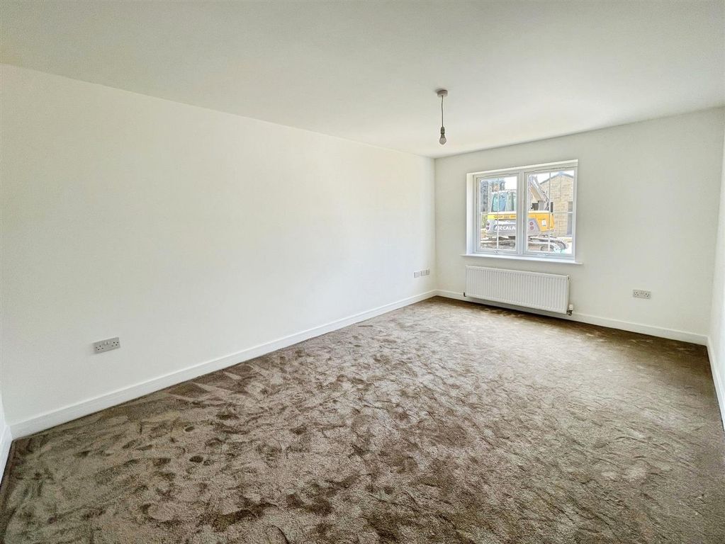 Property photo 2 of 20 Living Room