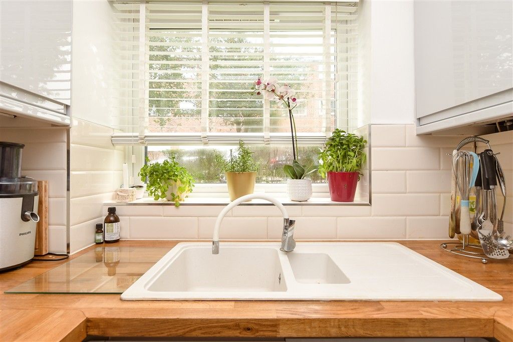 Property photo 2 of 13 Internal Lifestyle Photograph