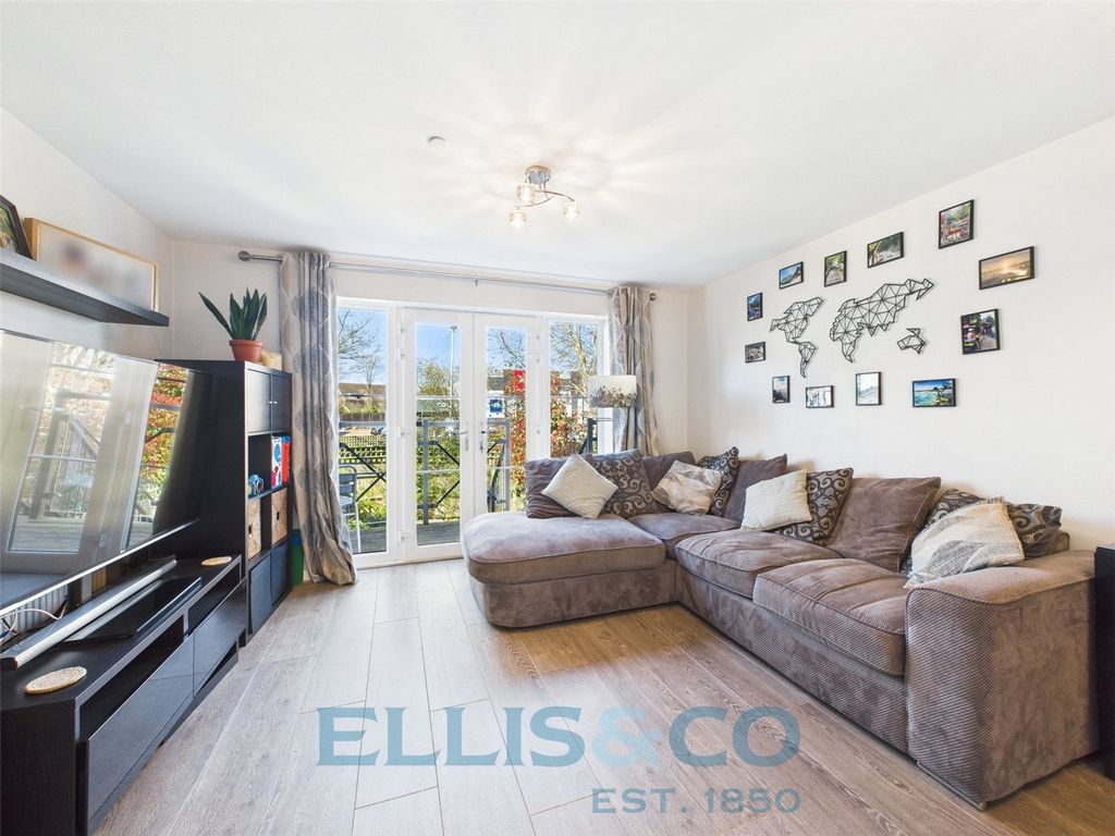 Property photo 3 of 11 Picture No. 04