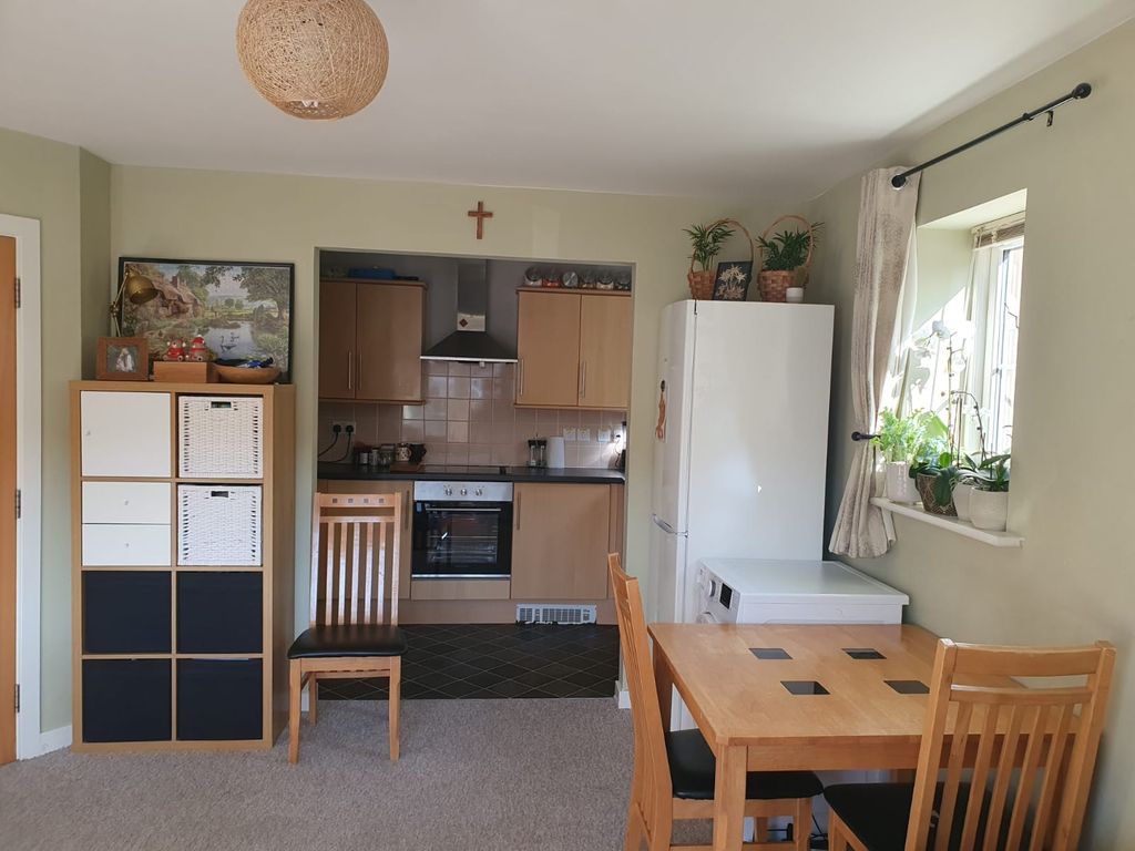 Property photo 3 of 13