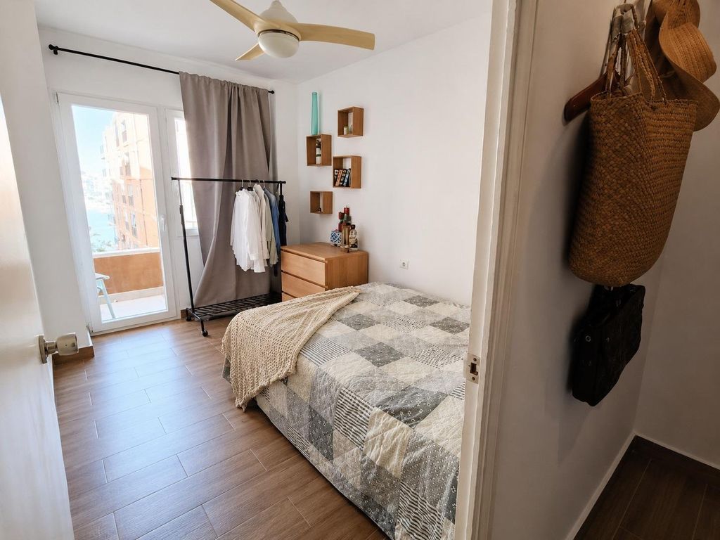 Property photo 2 of 36