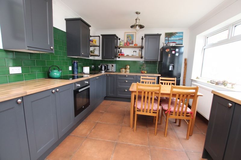 Property photo 3 of 14 Kitchen Diner Photo 1