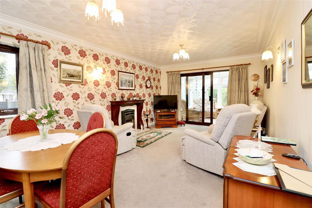 Property photo 3 of 20