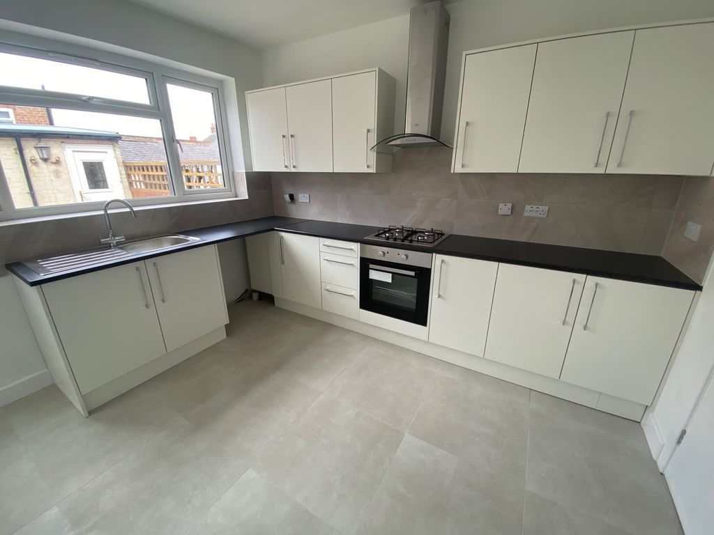 Property photo 2 of 8 Image