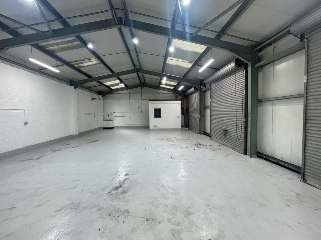 Property photo 2 of 4