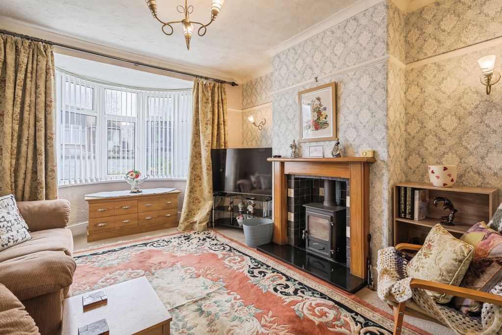 Property photo 3 of 20