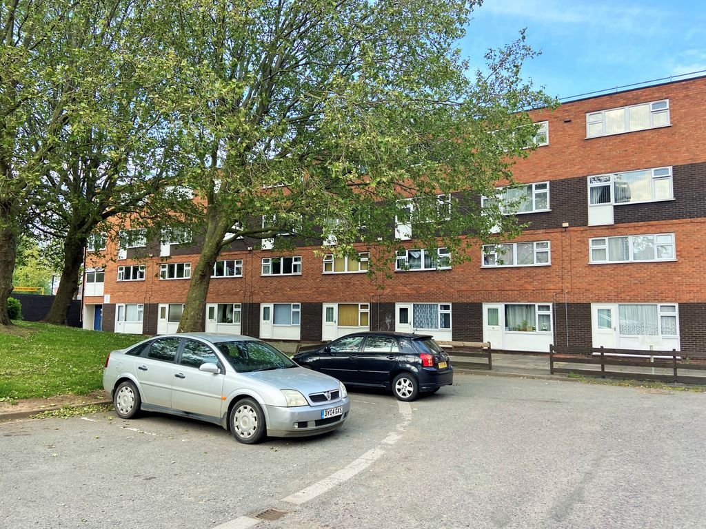 Property photo 2 of 12