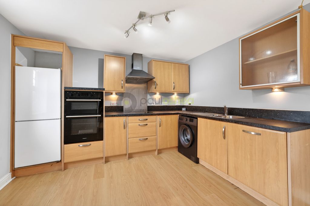 Property photo 3 of 13 Dsc09301