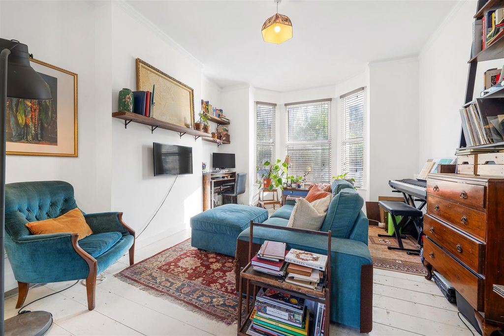 Property photo 3 of 11 Padua Road-8.Jpg
