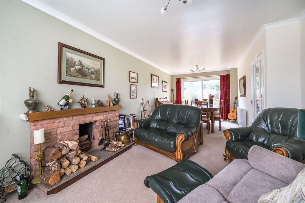 Property photo 2 of 17 Picture No. 19