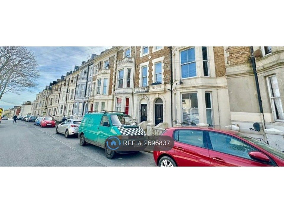 Property photo 1 of 9 Outside Front