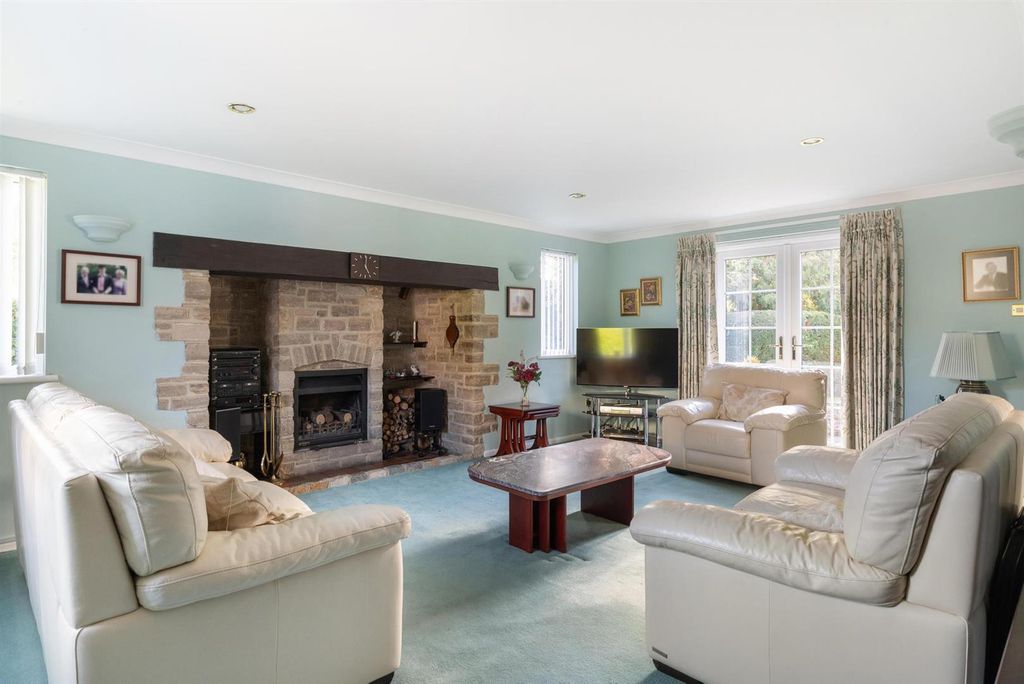 Property photo 2 of 20 9O2A8232-Hdr.Jpg