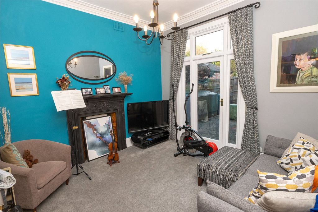 Property photo 3 of 29 Picture No. 13