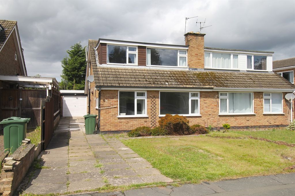 Property photo 2 of 29 Thirlmere Drive