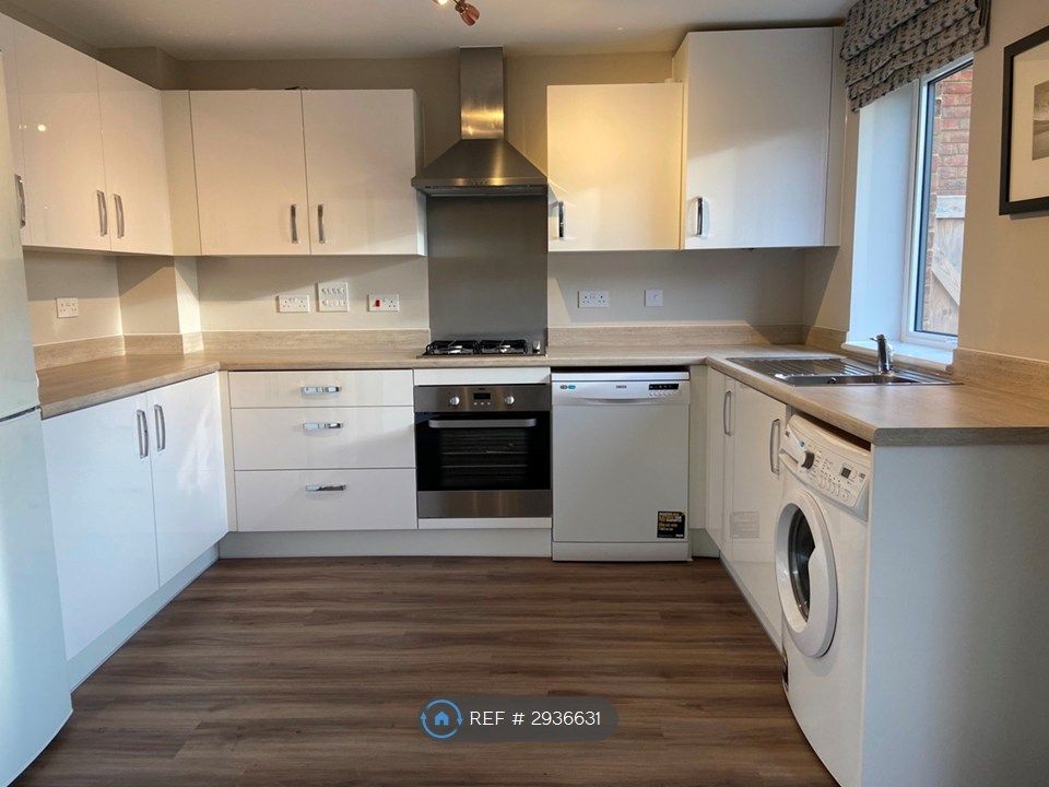 Property photo 3 of 11 Open Plan Kitchen